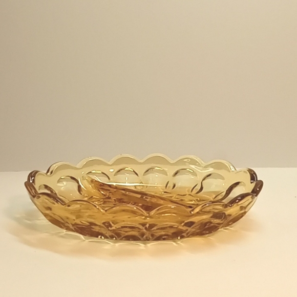 "new item" vintage Indiana Glass amber yellow starburst 2 section bowl. No flaws - Picture 2 of 7
